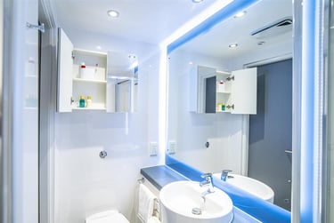 1 bed studio, Calton Road, Holyrood, Edinburgh, EH88DP - Image 15